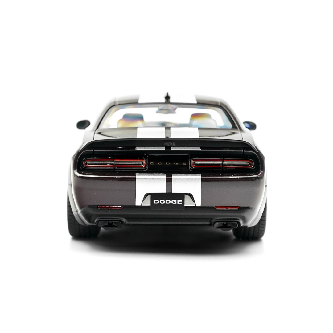 1/18 Dodge Challenger SRT