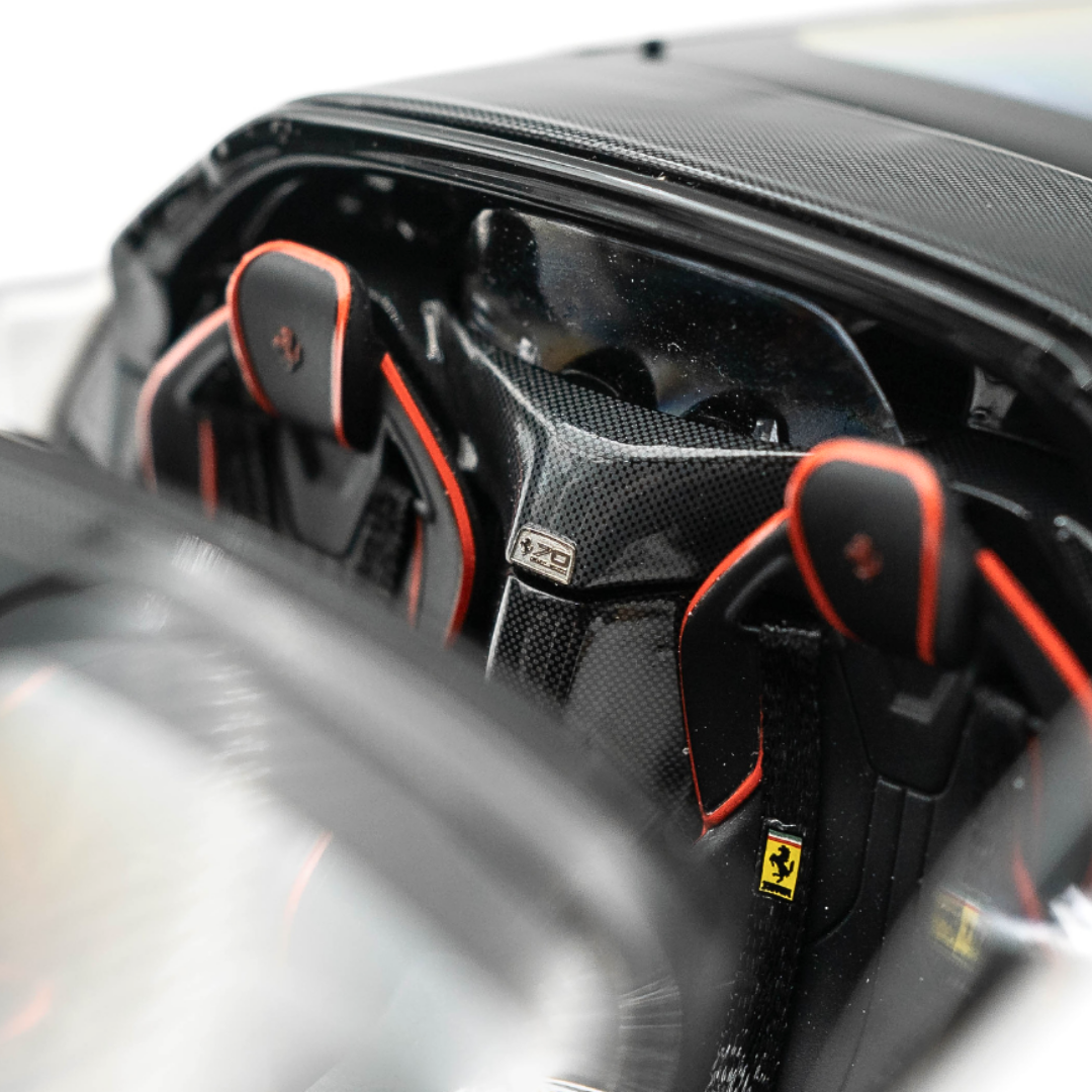 1/18 Ferrari La Ferrari Aperta