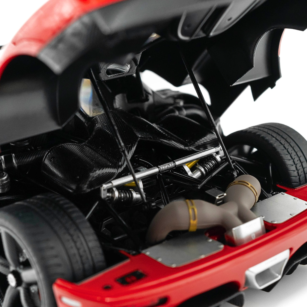 1/18 Koenigsegg Agera RS