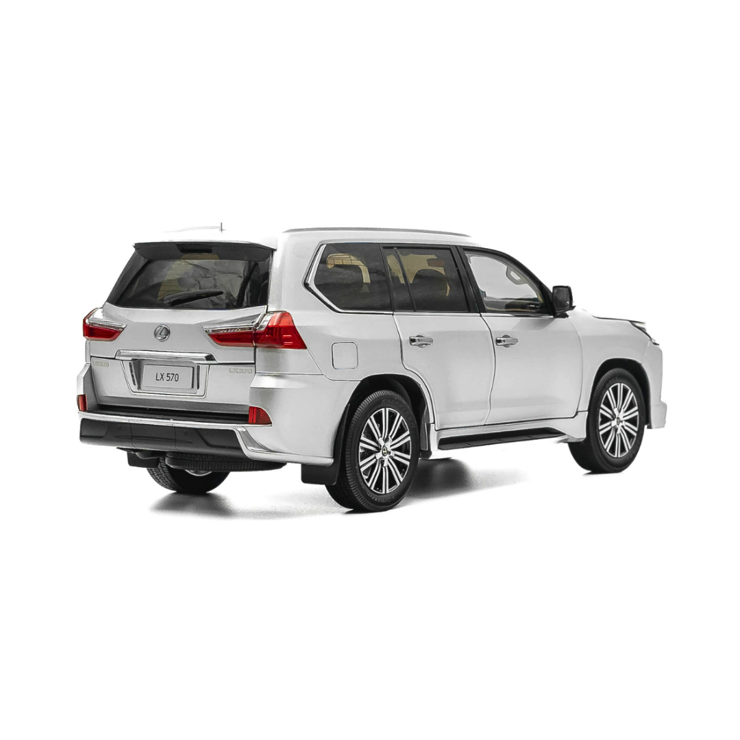 1/18 Lexus LX570