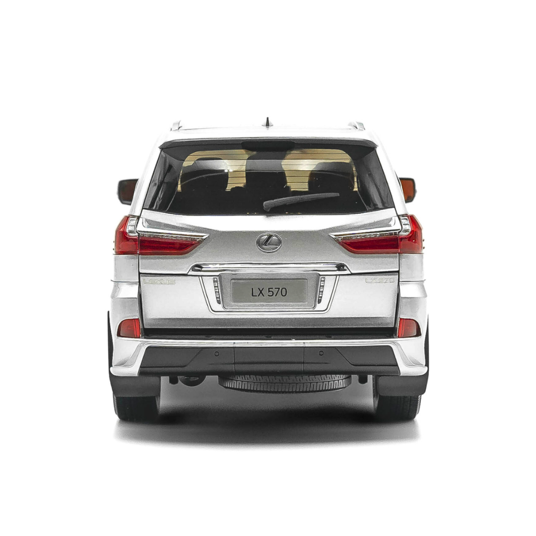 1/18 Lexus LX570