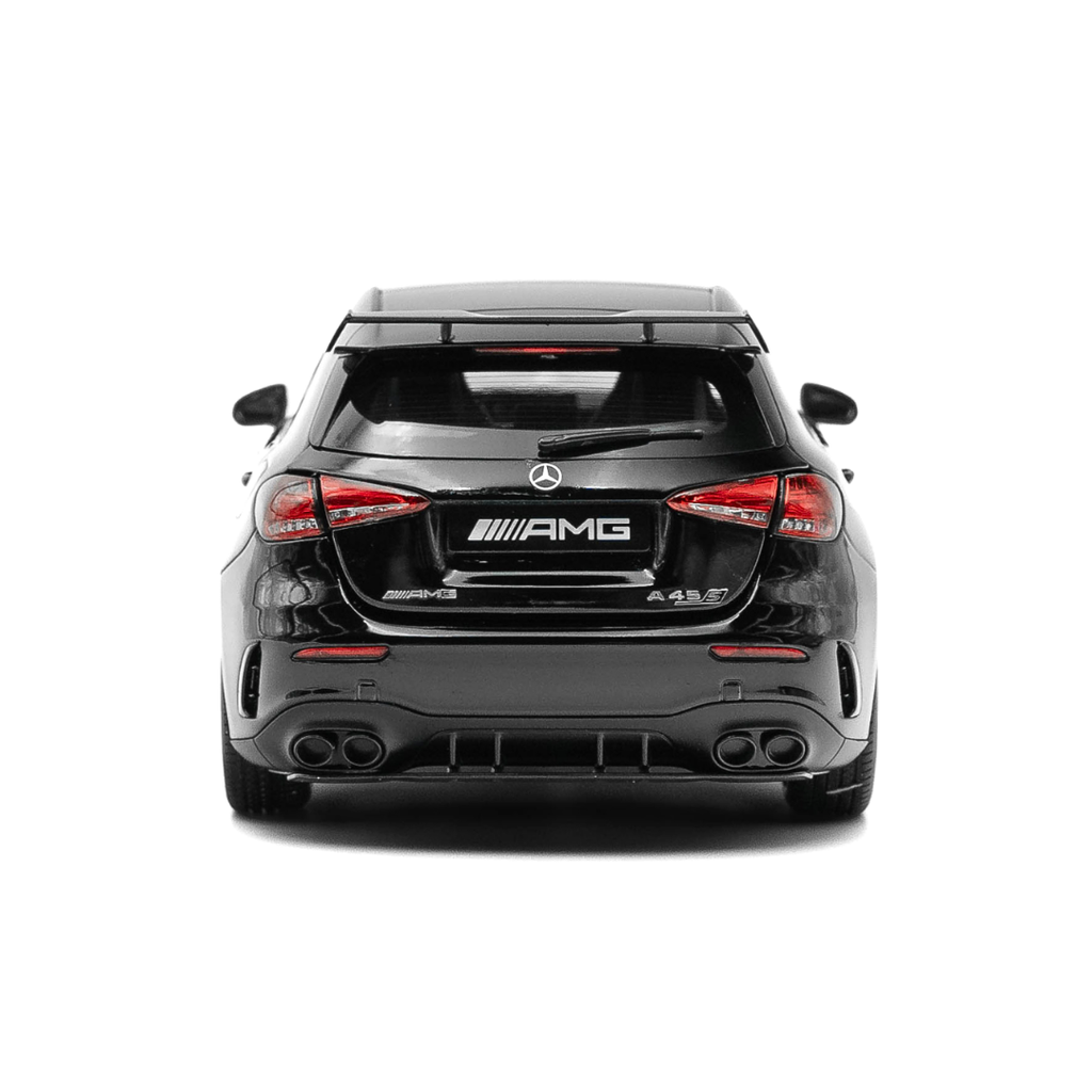 1/18 Mercedes Benz AMG A45s