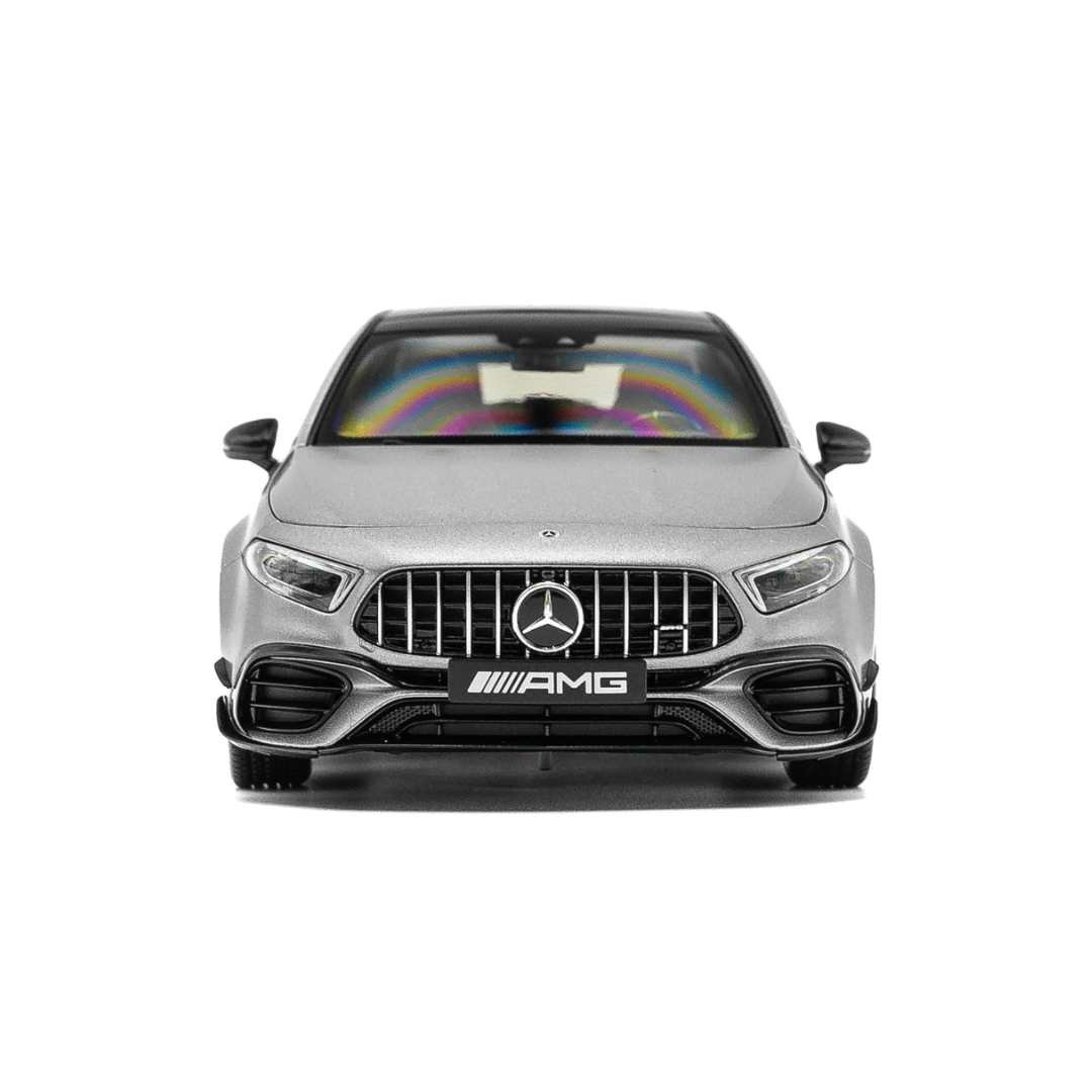 1/18 Mercedes Benz AMG A45s