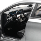 1/18 Mercedes Benz AMG A45s