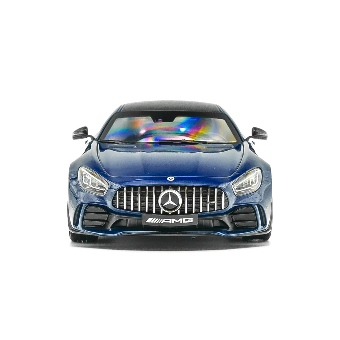 1/18 Mercedes Benz AMG GTR