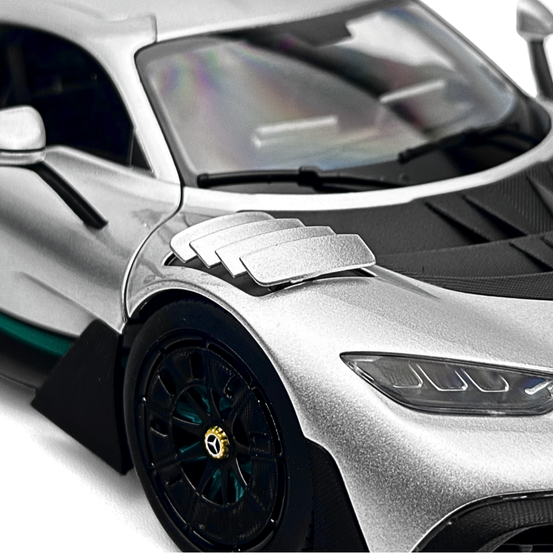 1/18 Mercedes Benz AMG One