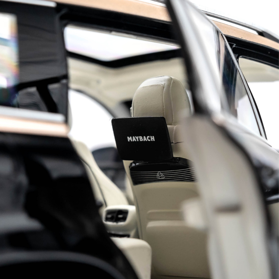 1/18 Mercedes Benz GLS600 Maybach