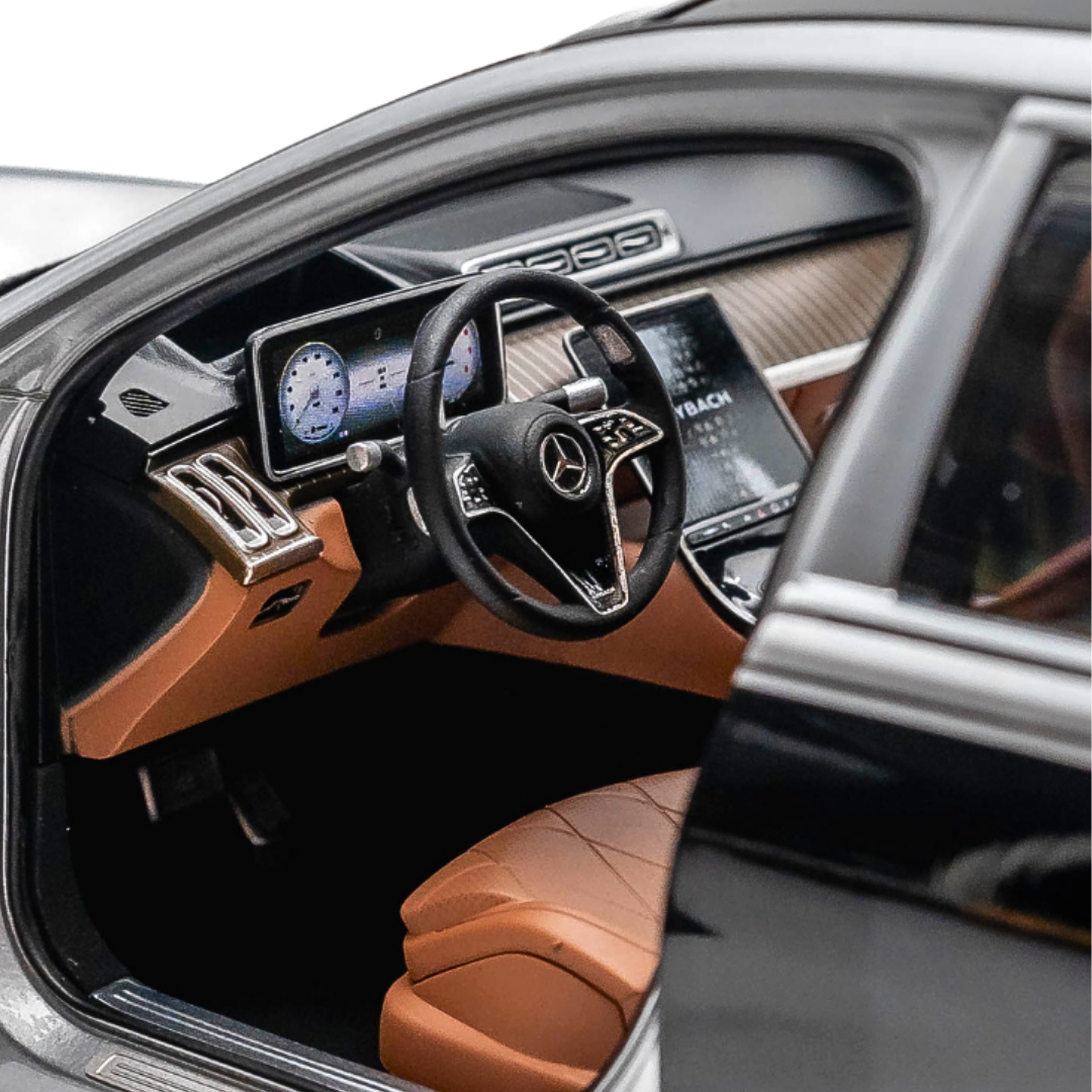 1/18 Mercedes Benz S-Class Maybach
