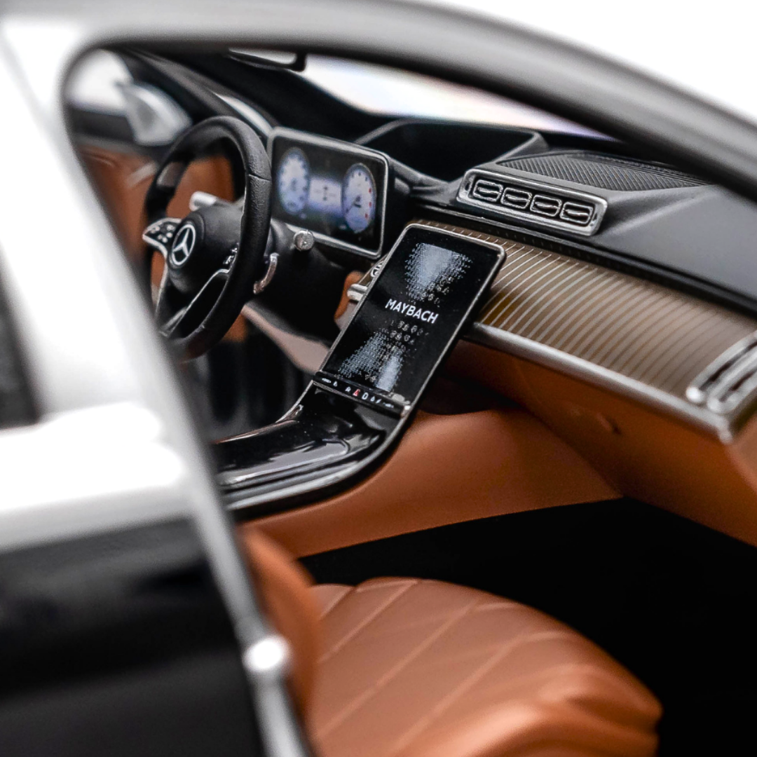 1/18 Mercedes Benz S-Class Maybach