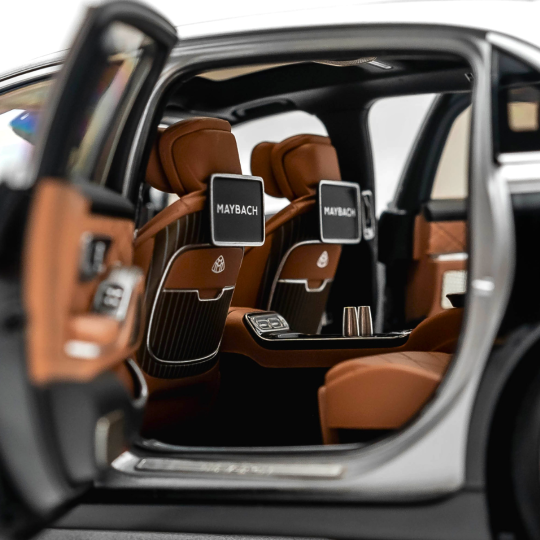 1/18 Mercedes Benz S-Class Maybach