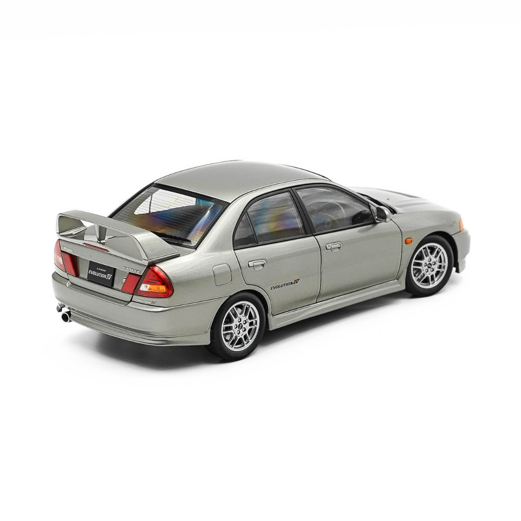 1/18 Mitsubishi Lancer Evolution IV