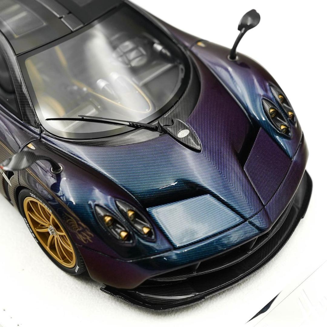 1/18 Pagani Huayra Dinastia