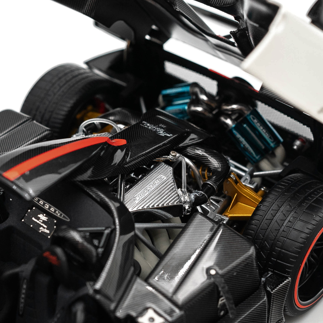 1/18 Pagani Zonda Cinque Roadster