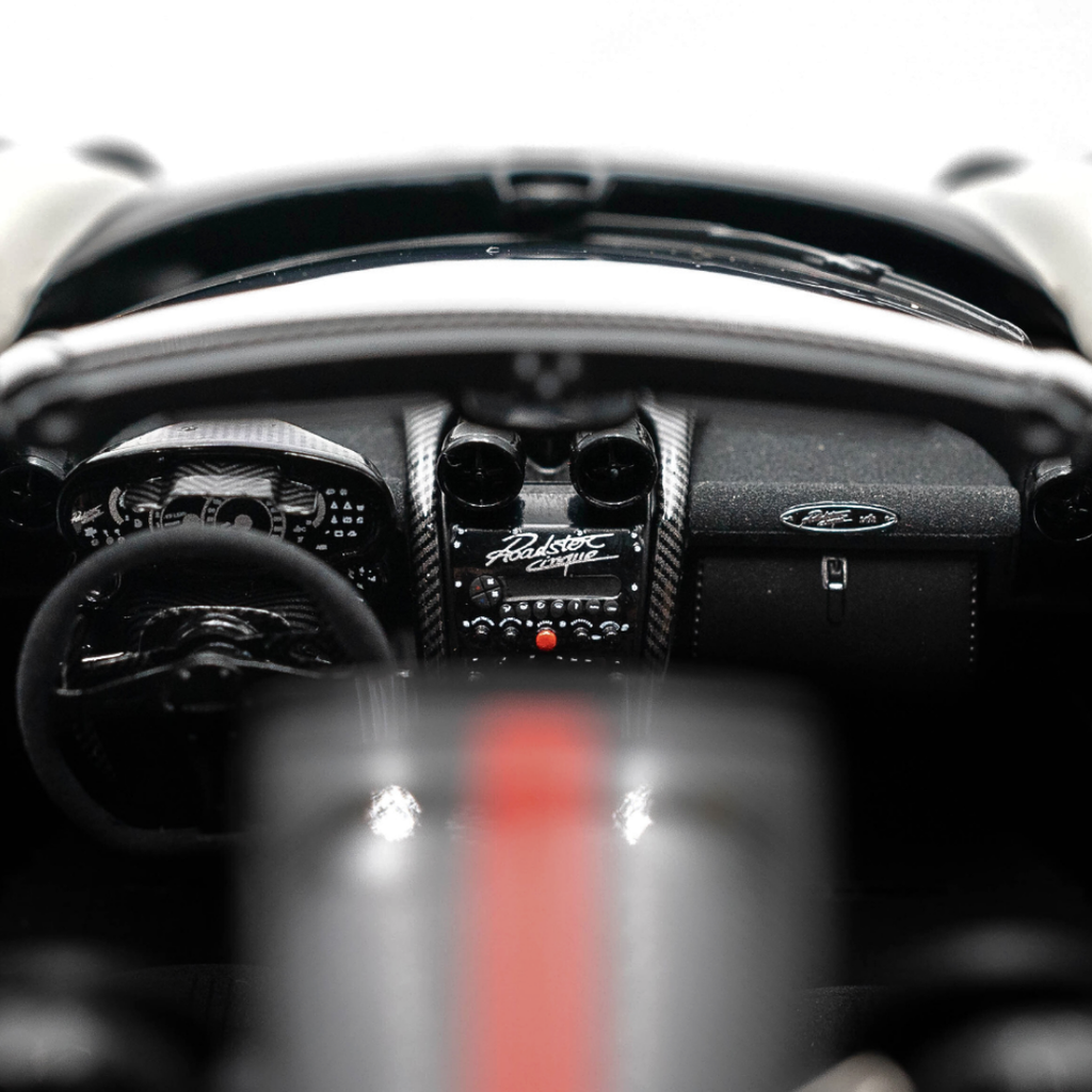 1/18 Pagani Zonda Cinque Roadster