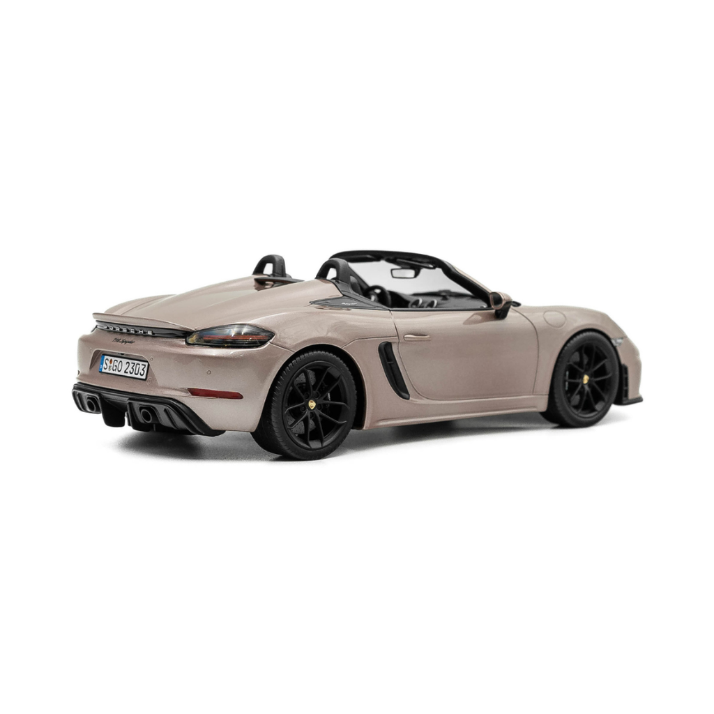 1/18 Porsche 718 Spyder