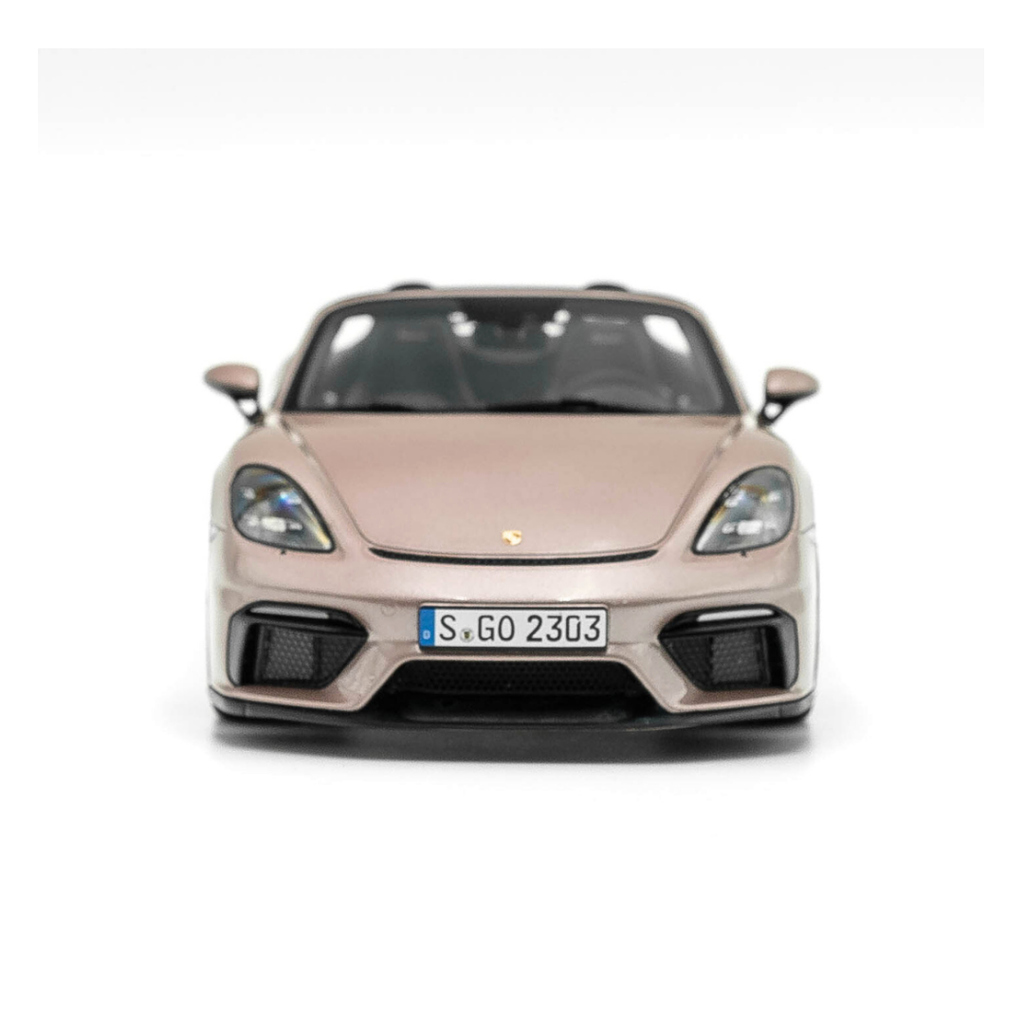 1/18 Porsche 718 Spyder
