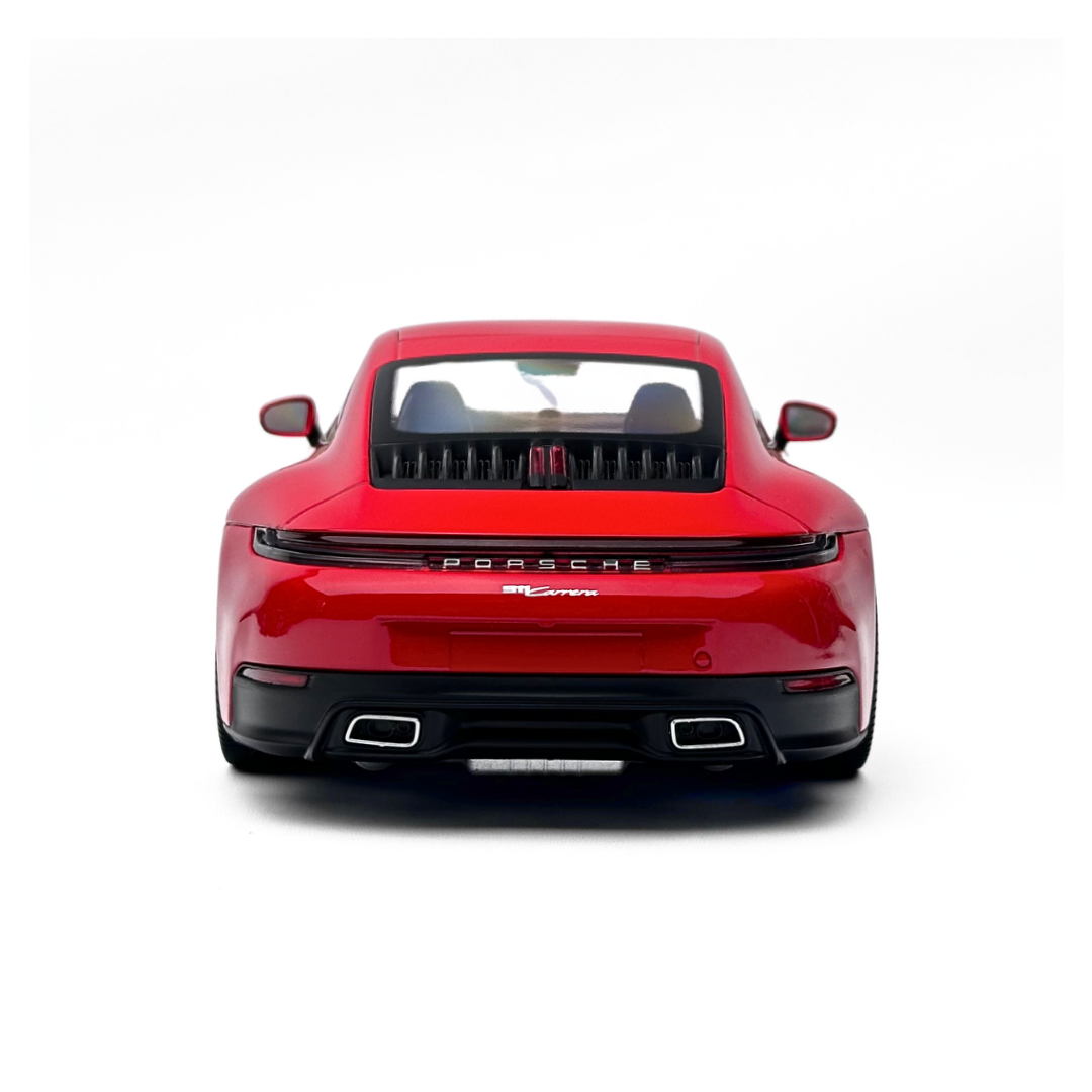1/18 Porsche 911 Carrera 2024