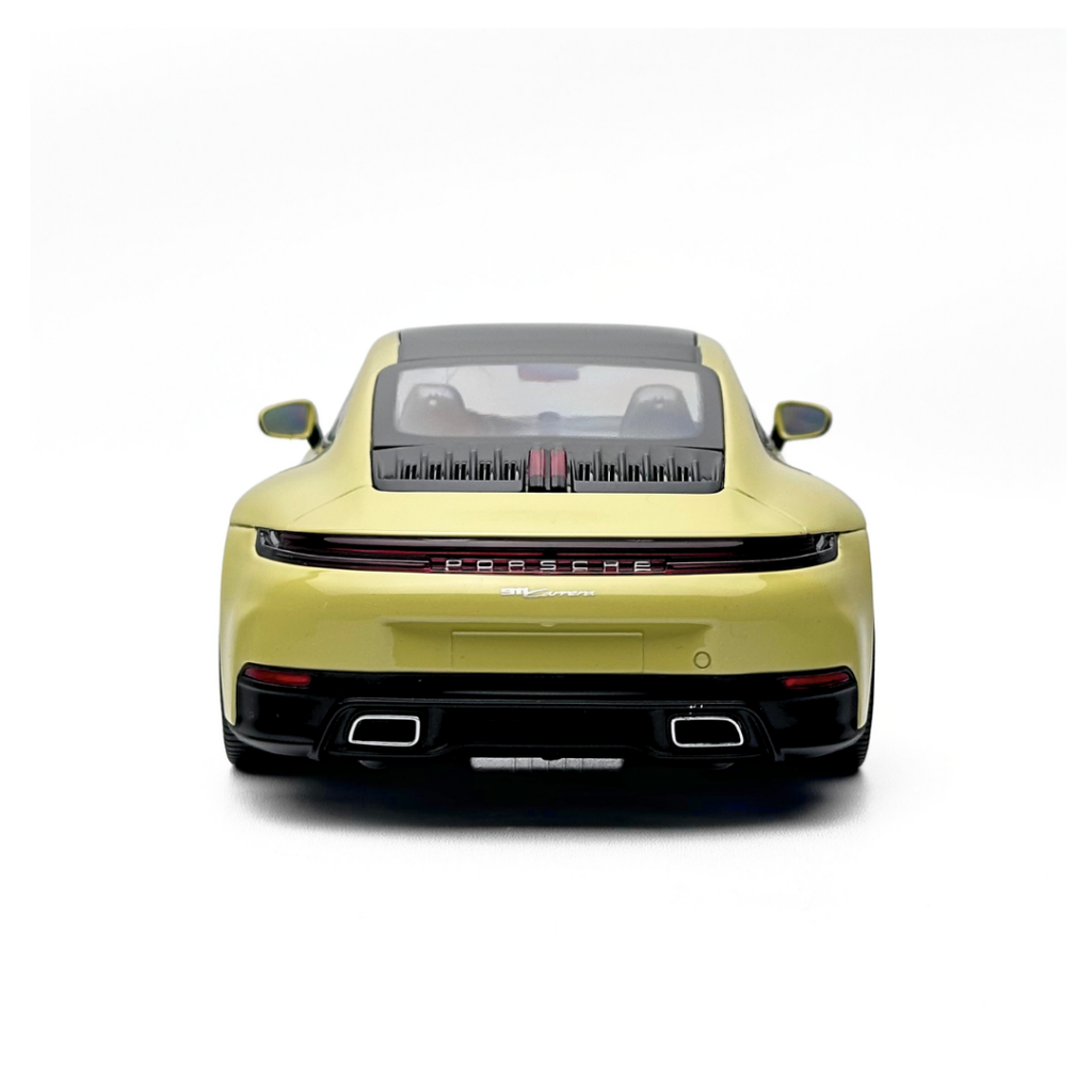 1/18 Porsche 911 Carrera 2024