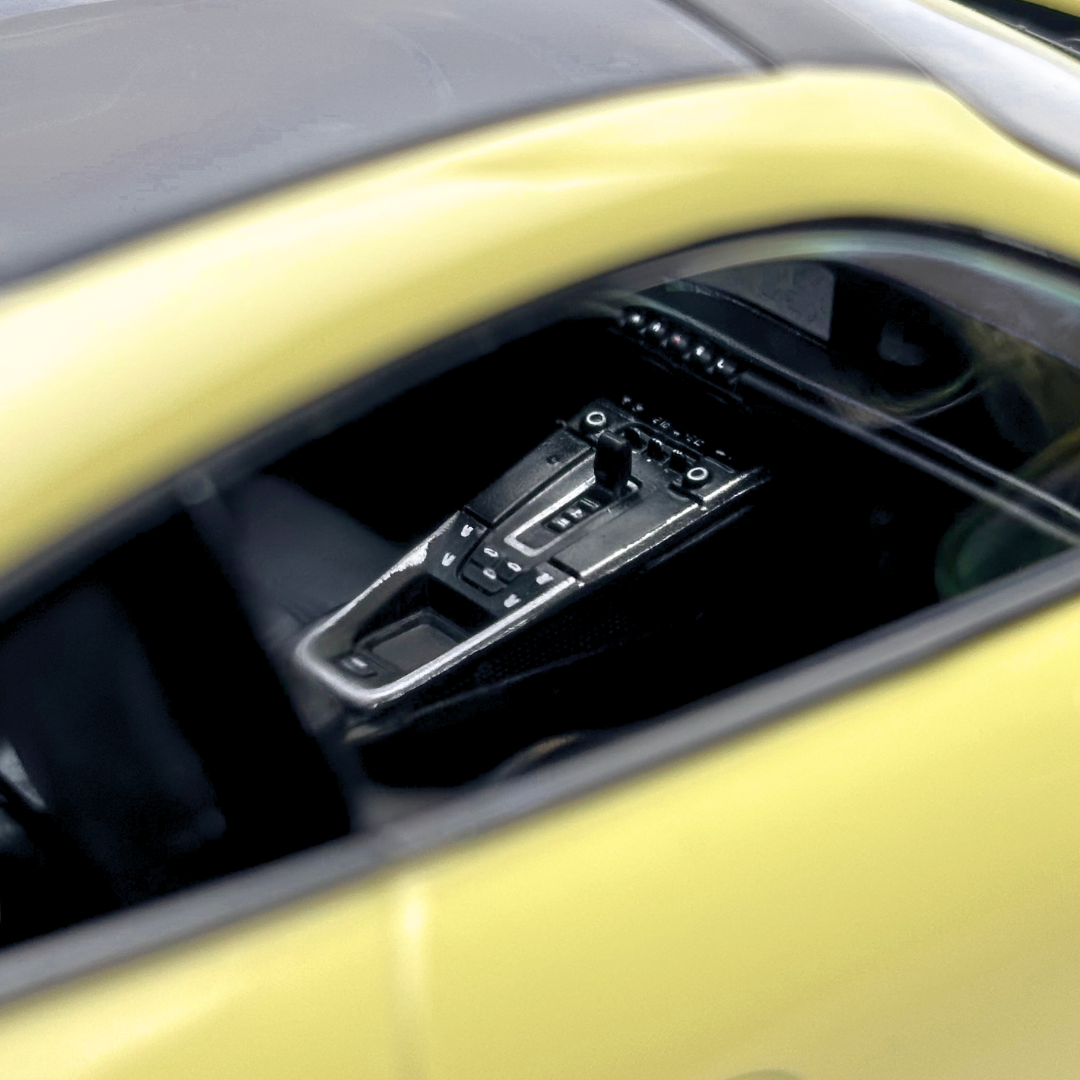1/18 Porsche 911 Carrera 2024