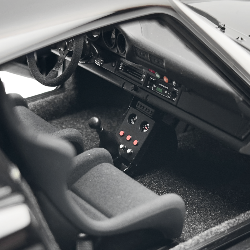 1/18 Porsche 911 (930) Turbo