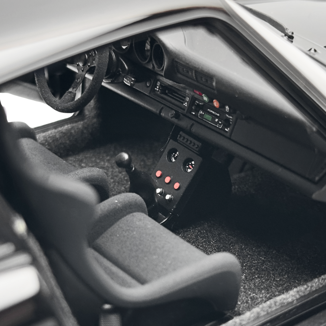 1/18 Porsche 911 (930) Turbo
