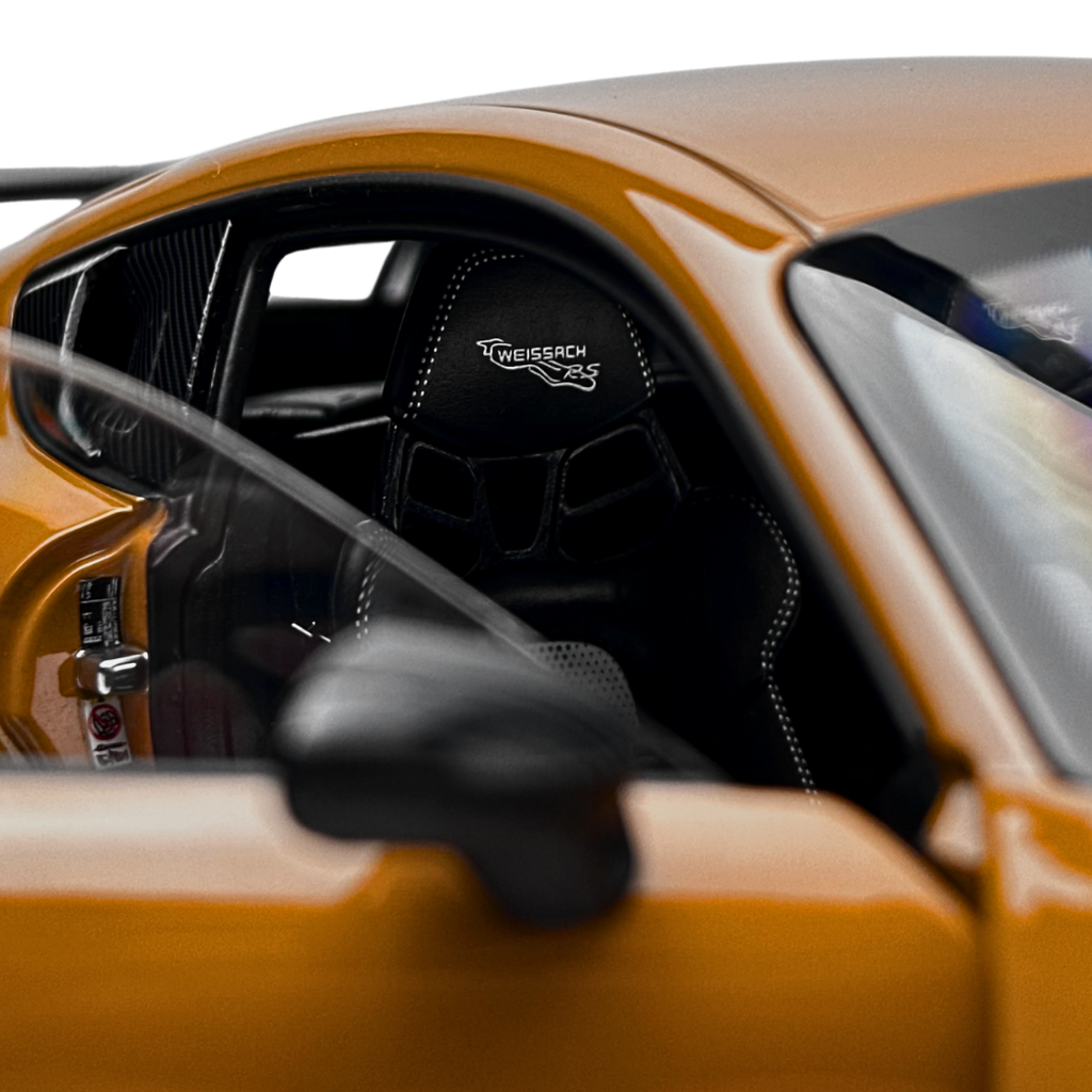 1/18 Porsche Cayman GT4 RS 2023