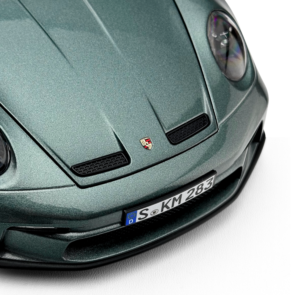 1/18 Porsche 911 GT3 Touring 2021