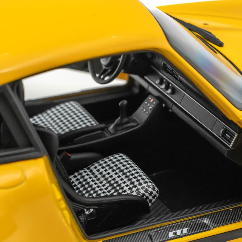1/18 Porsche RUF