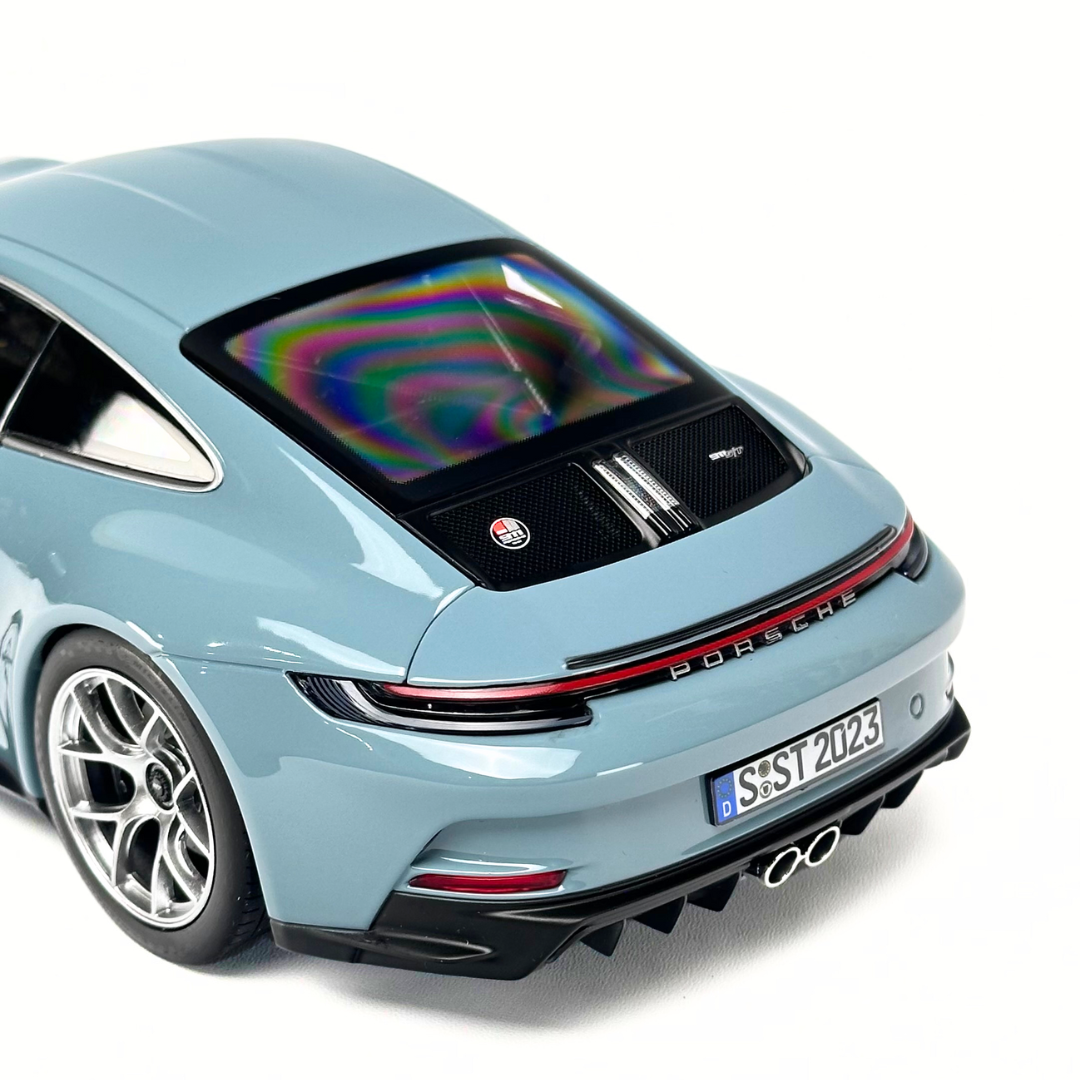 Porsche 911 S/T 2023
