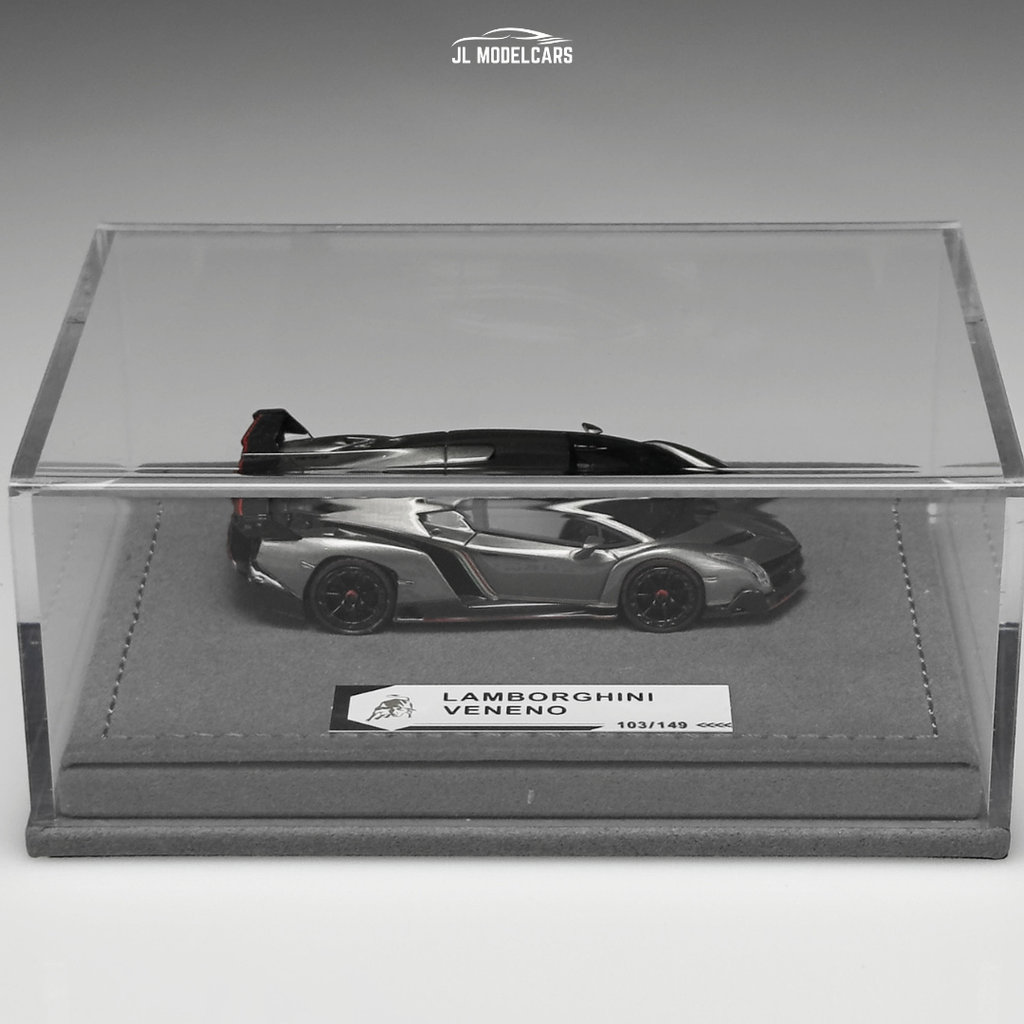 1/64 Lamborghini Veneno Limited Edition 103/149 pieces in Grigio Metalluro Red Stripes