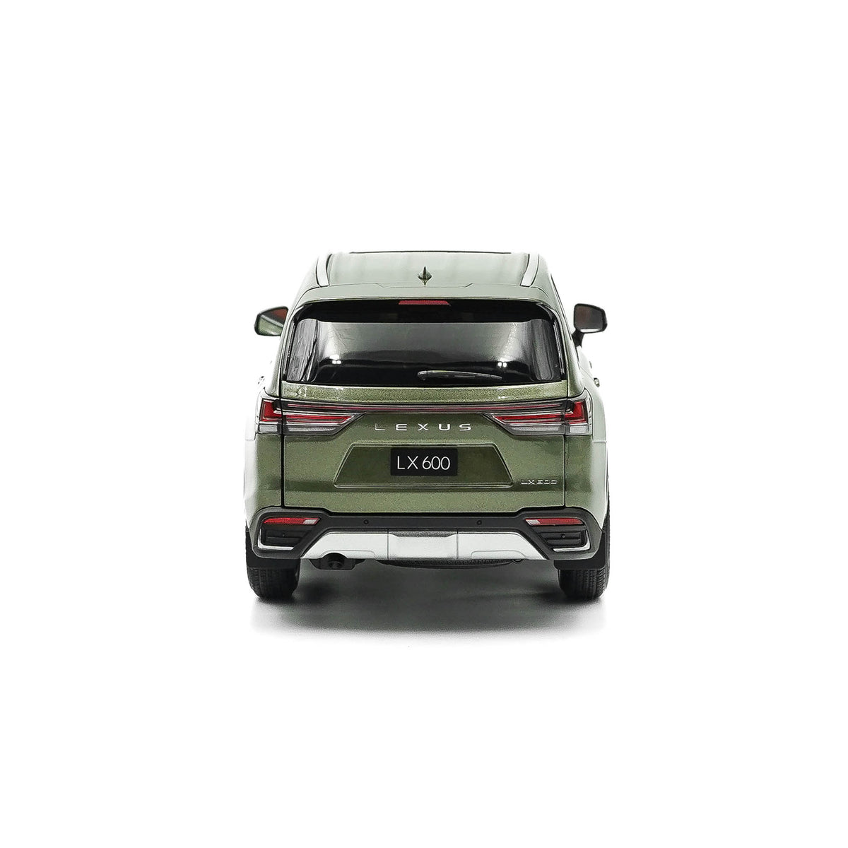 Lexus LX600