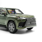 Lexus LX600