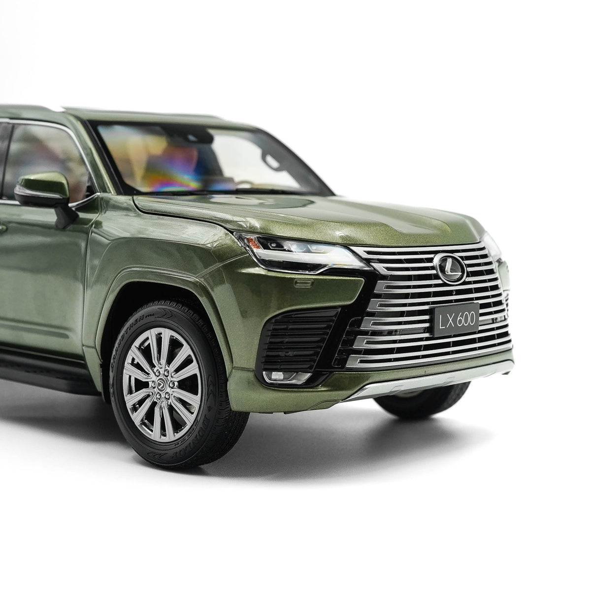 Lexus LX600