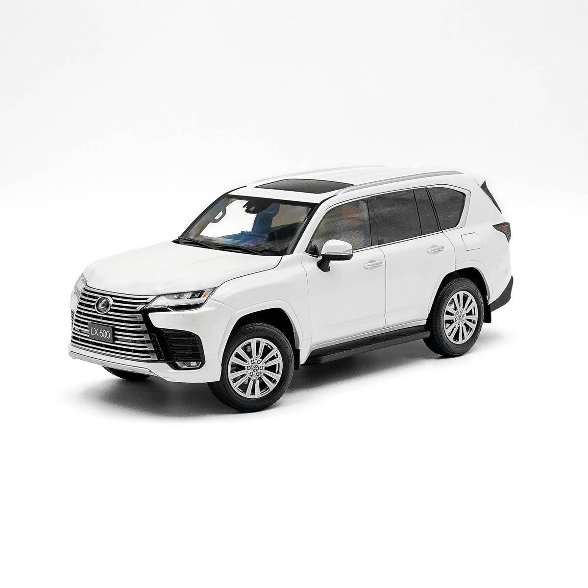 Lexus LX600