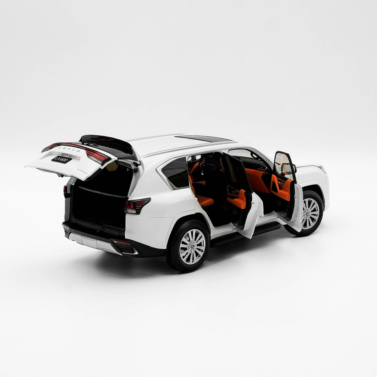 Lexus LX600