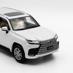 Lexus LX600