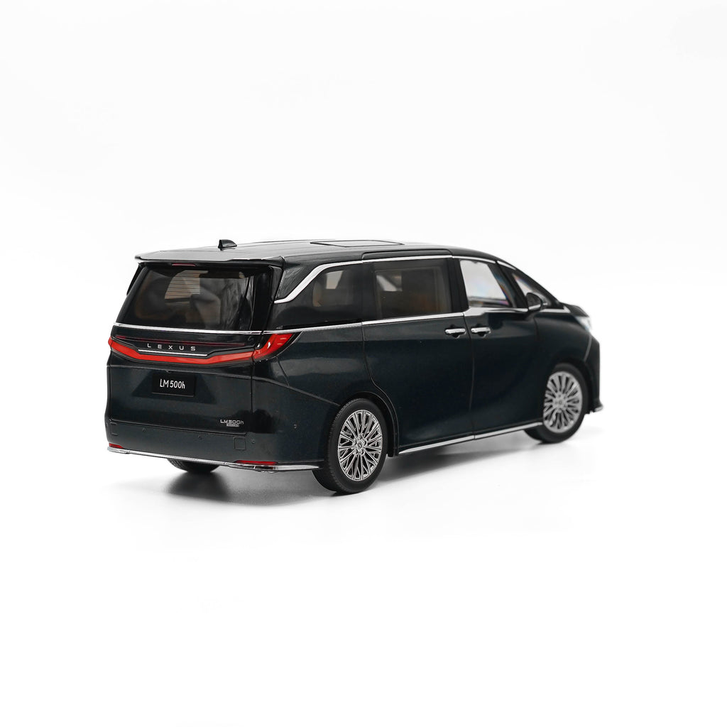 Lexus LM 500h Collectors Edition