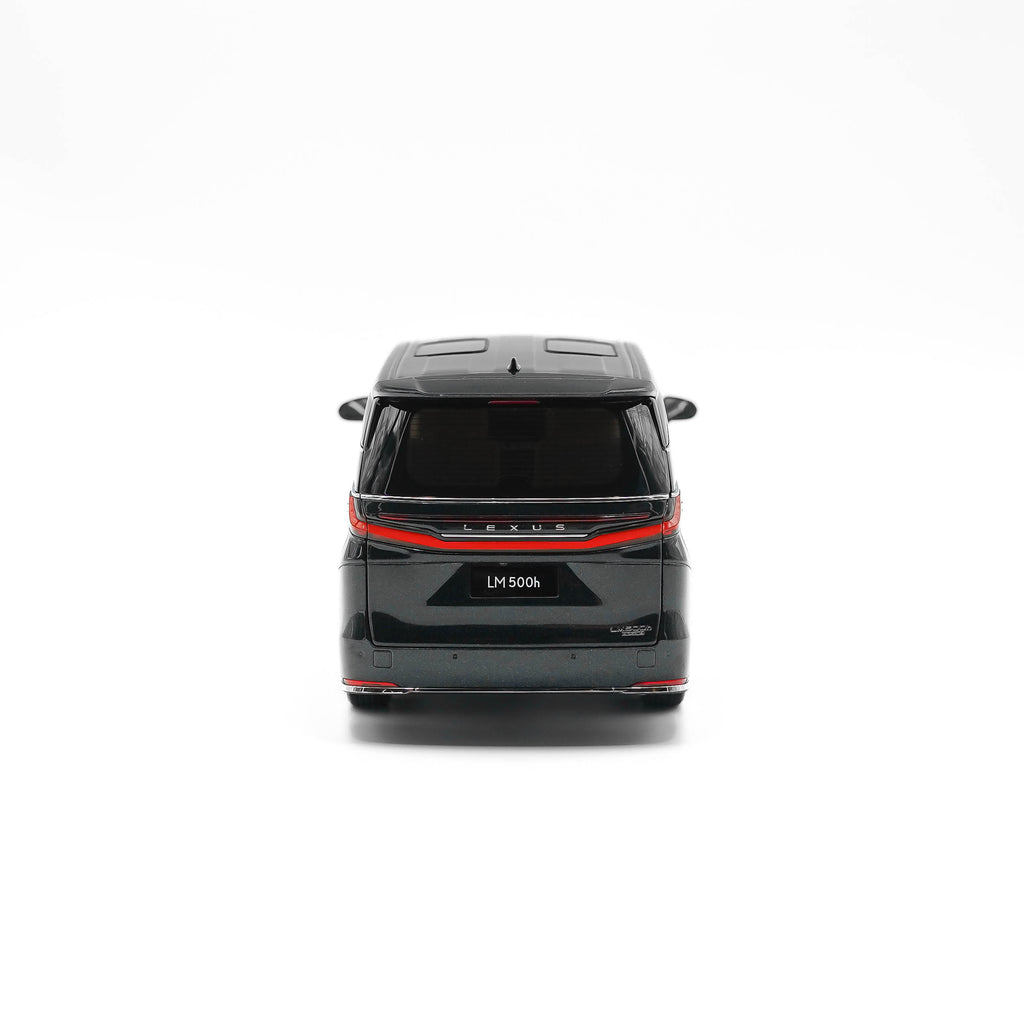 Lexus LM 500h Collectors Edition