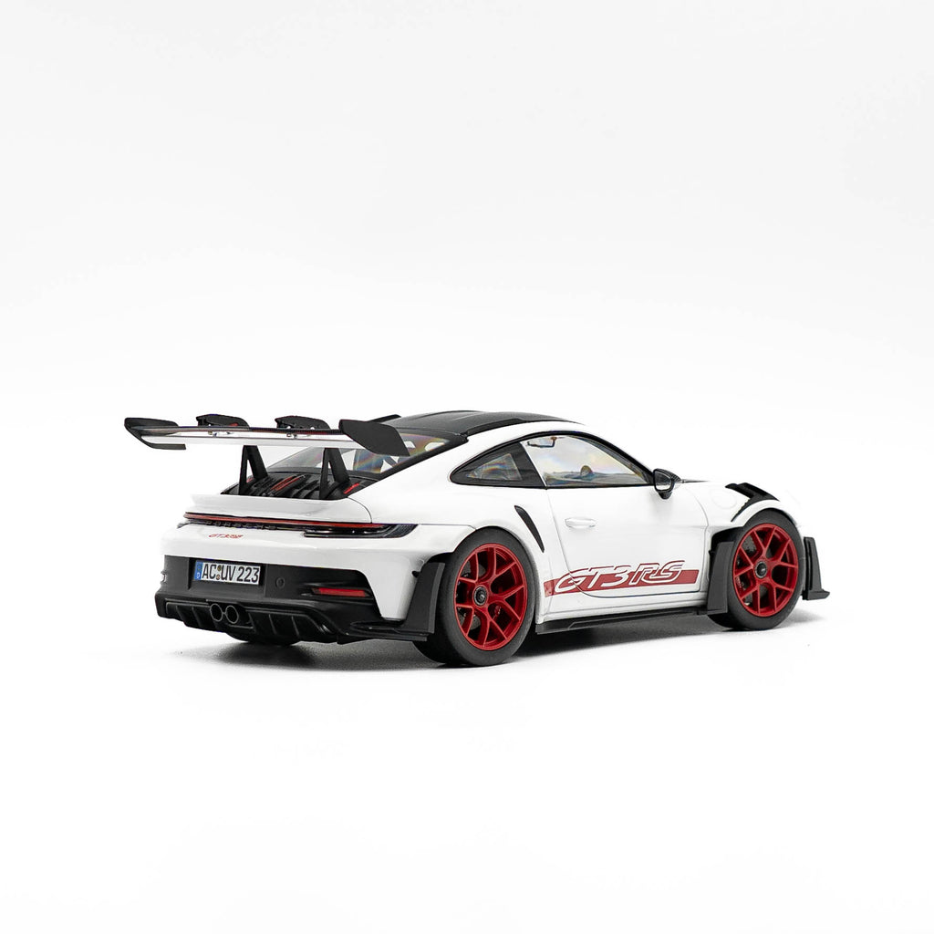 Porsche 911 GT RS 2022 Weissach Pack
